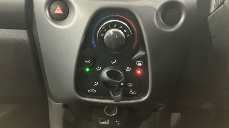 Toyota Aygo 1.0 VVT-i X-Play TSS 5dr Petrol Hatchback